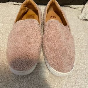 UGG Sneakers